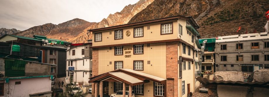 New Hotel Snow Crest Cover Image